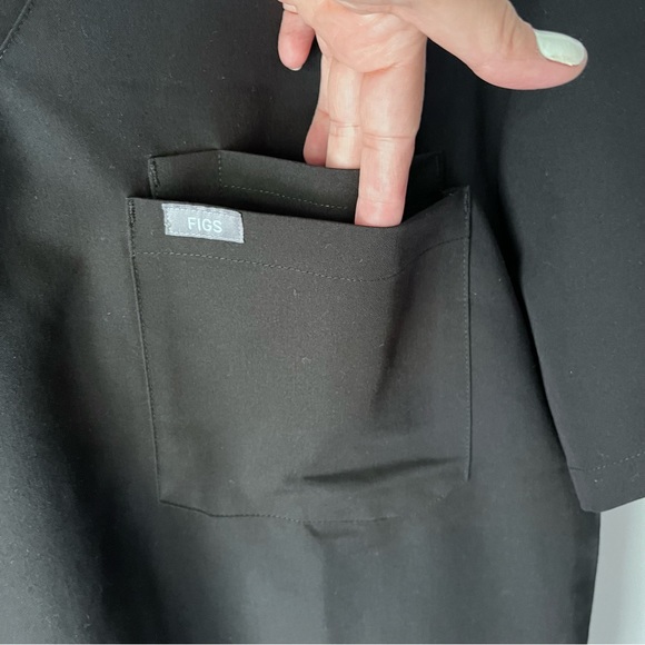 Figs Technical Collection Scrubs Set Top & Bottom Straight Leg Black XL - Picture 4 of 15